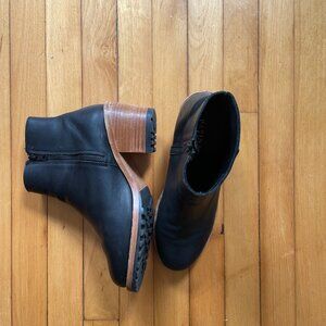 Portland Leather Ankle Bootie Size 10 Shadow Black